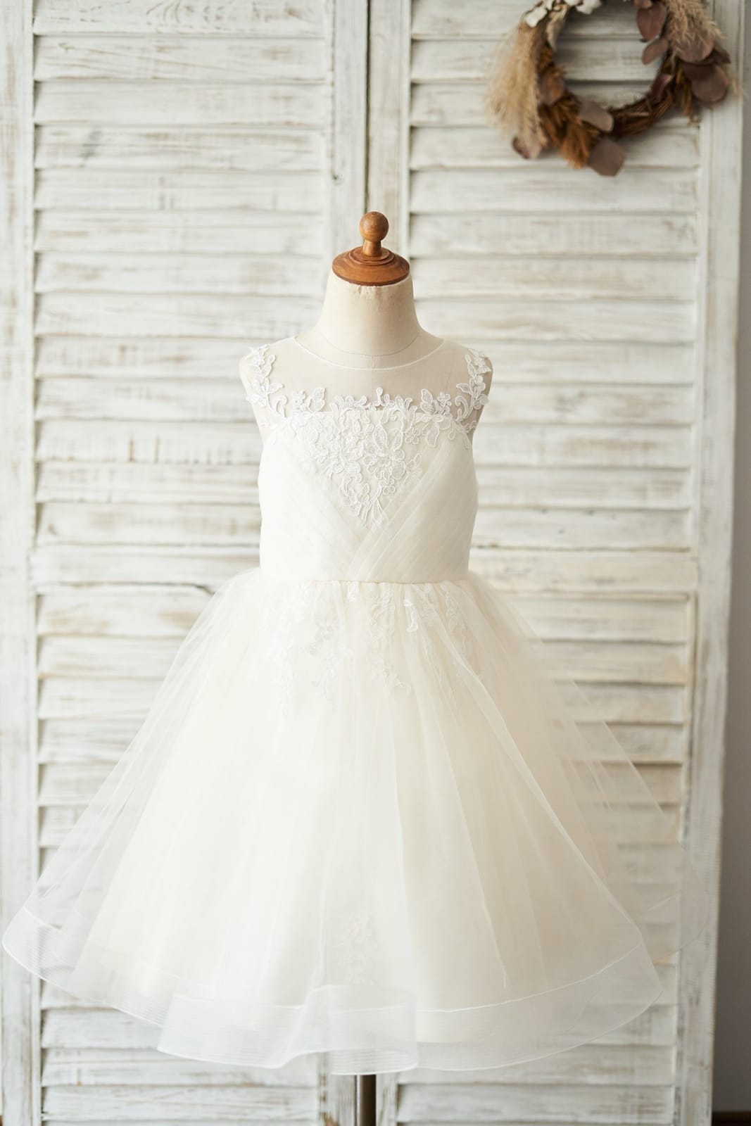 Champagne Lace Tulle Keyhole Back Wedding Flower Girl Dress