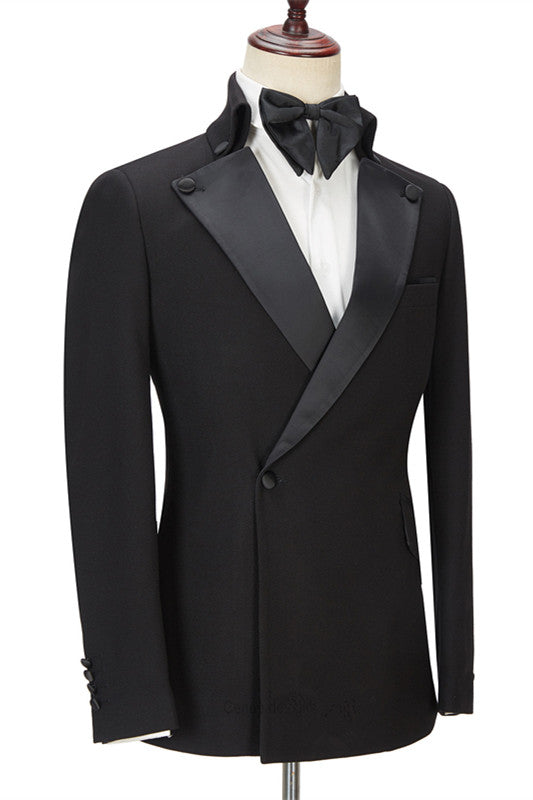 Chic Black Designer Slim Fit Peaked Lapel Men Suits for Prom-showprettydress