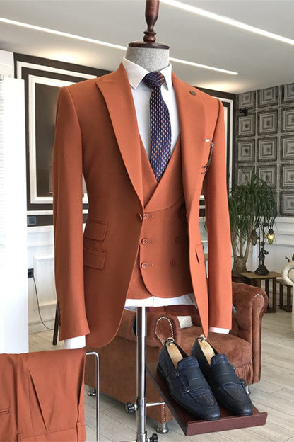 Designer Slim Fit Bespoke Peaked Lapel Men's Suits-showprettydress