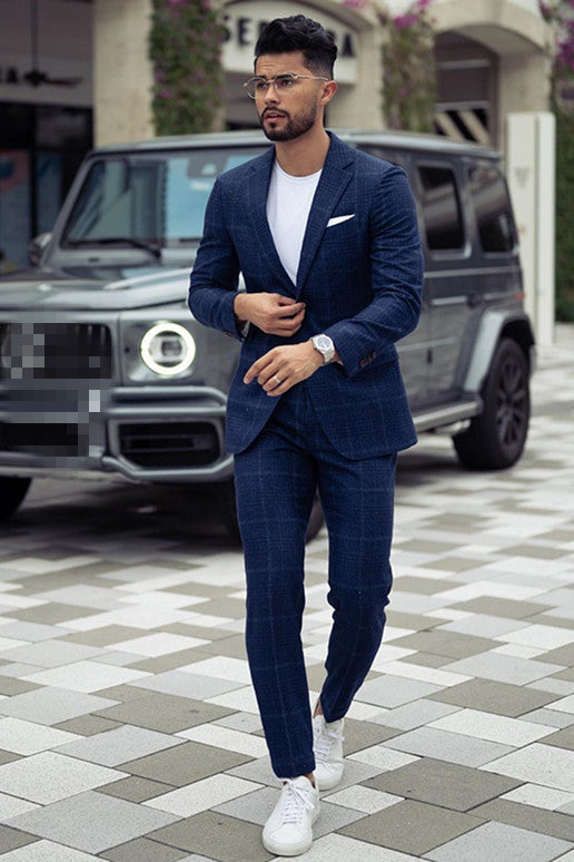 Elegant Dark Navy Plaid Notched Lapel Men Suit-showprettydress