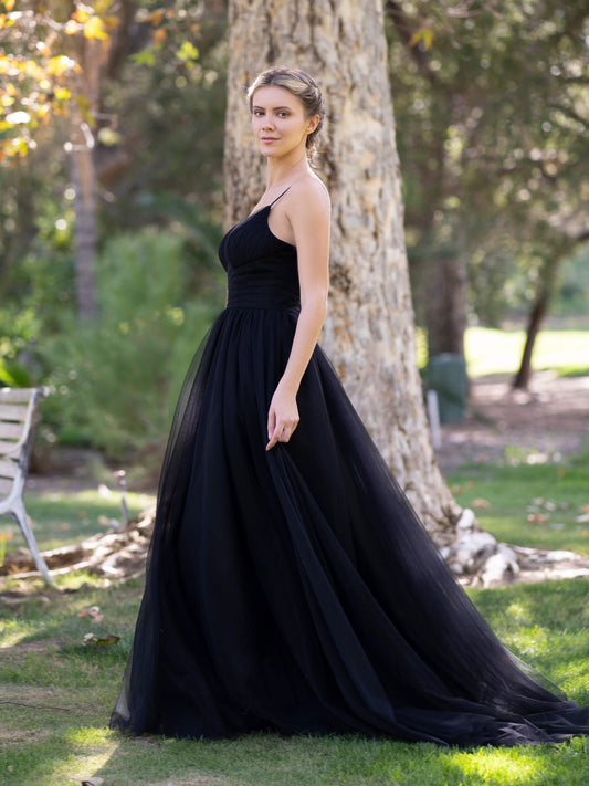 Roycebridal Deep V-neck Tulle Sweep Train Prom Dress