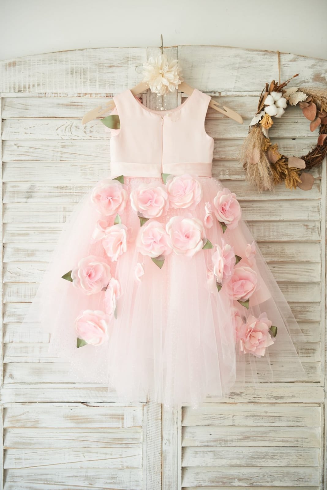 Hi-low Pink Dot Tulle Wedding Flower Girl Dress with 3D 