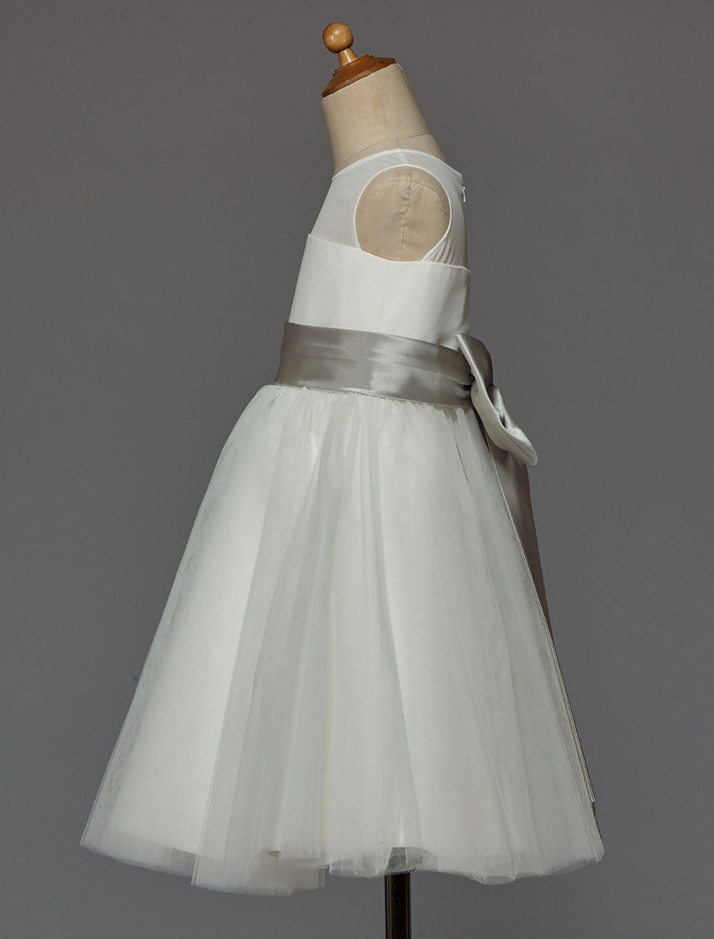 Ivory flower girl dress With Bow Sash Chiffon Satin-showprettydress