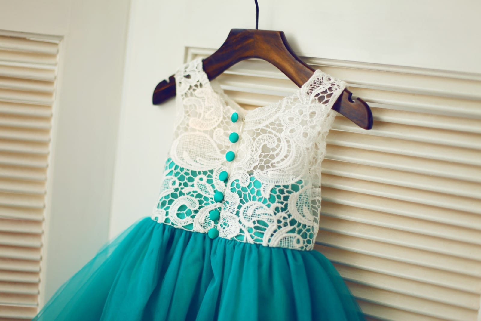 Ivory Lace Green Tulle Wedding Flower Girl Dress