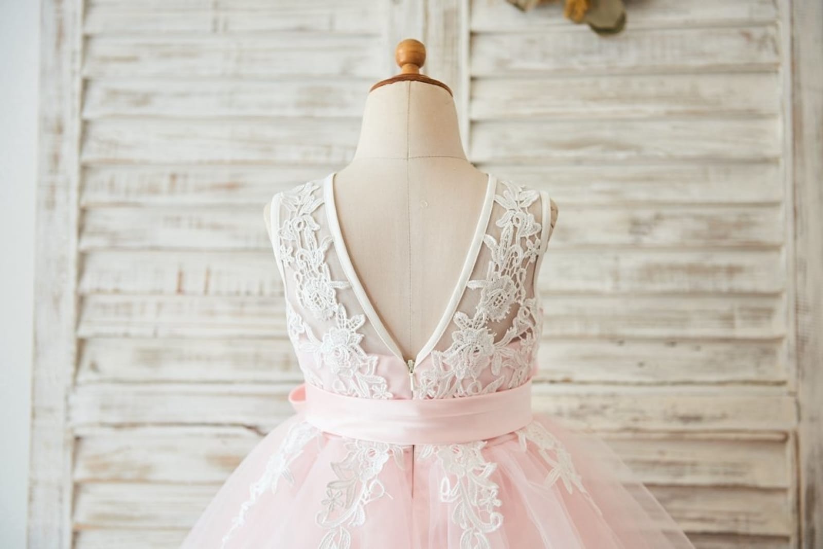 Ivory Lace Pink Tulle Wedding Flower Girl Dress with V Back