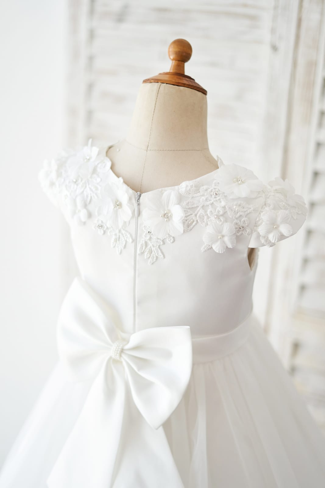 Ivory Lace Tulle Cap Sleeves Flowers Wedding Flower Girl 