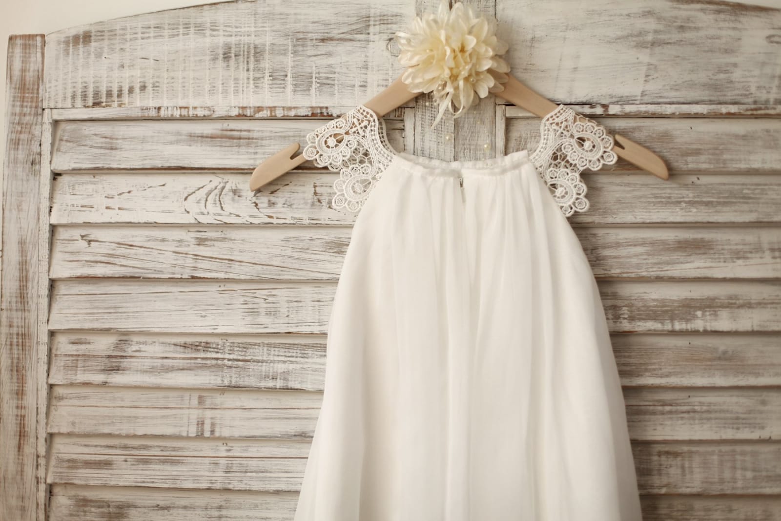 Lace Cap Sleeves Boho Beach Ivory Chiffon Flower Girl Dress