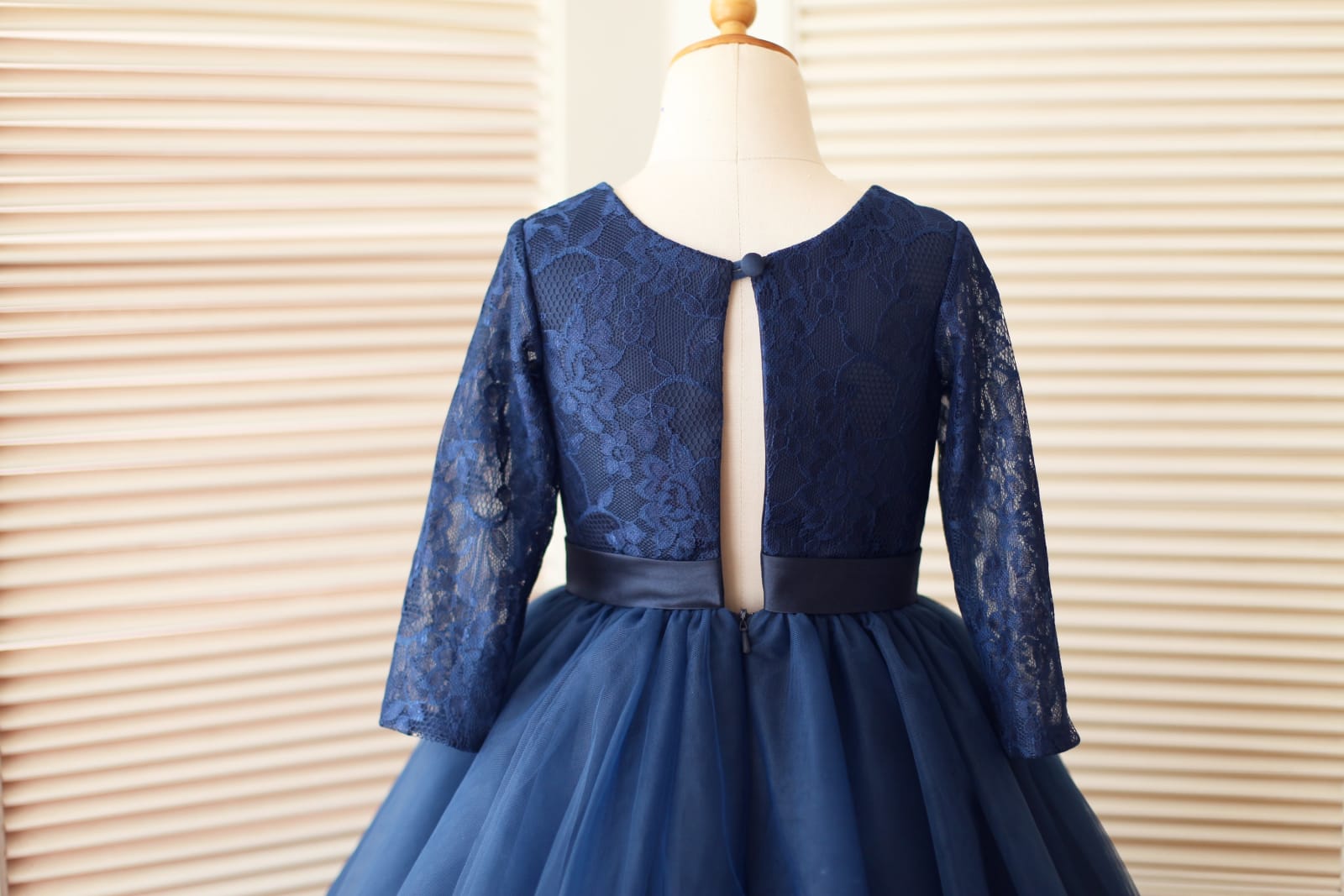 Long Sleeves Navy blue Lace Tulle Flower Girl Dress