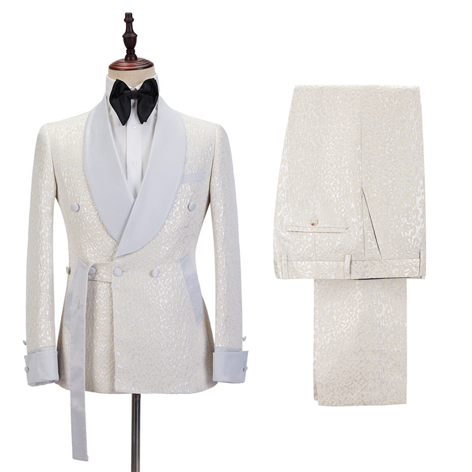 Off White Shawl Lapel Slim Fit Jacquard Bespoke Wedding Suits-showprettydress