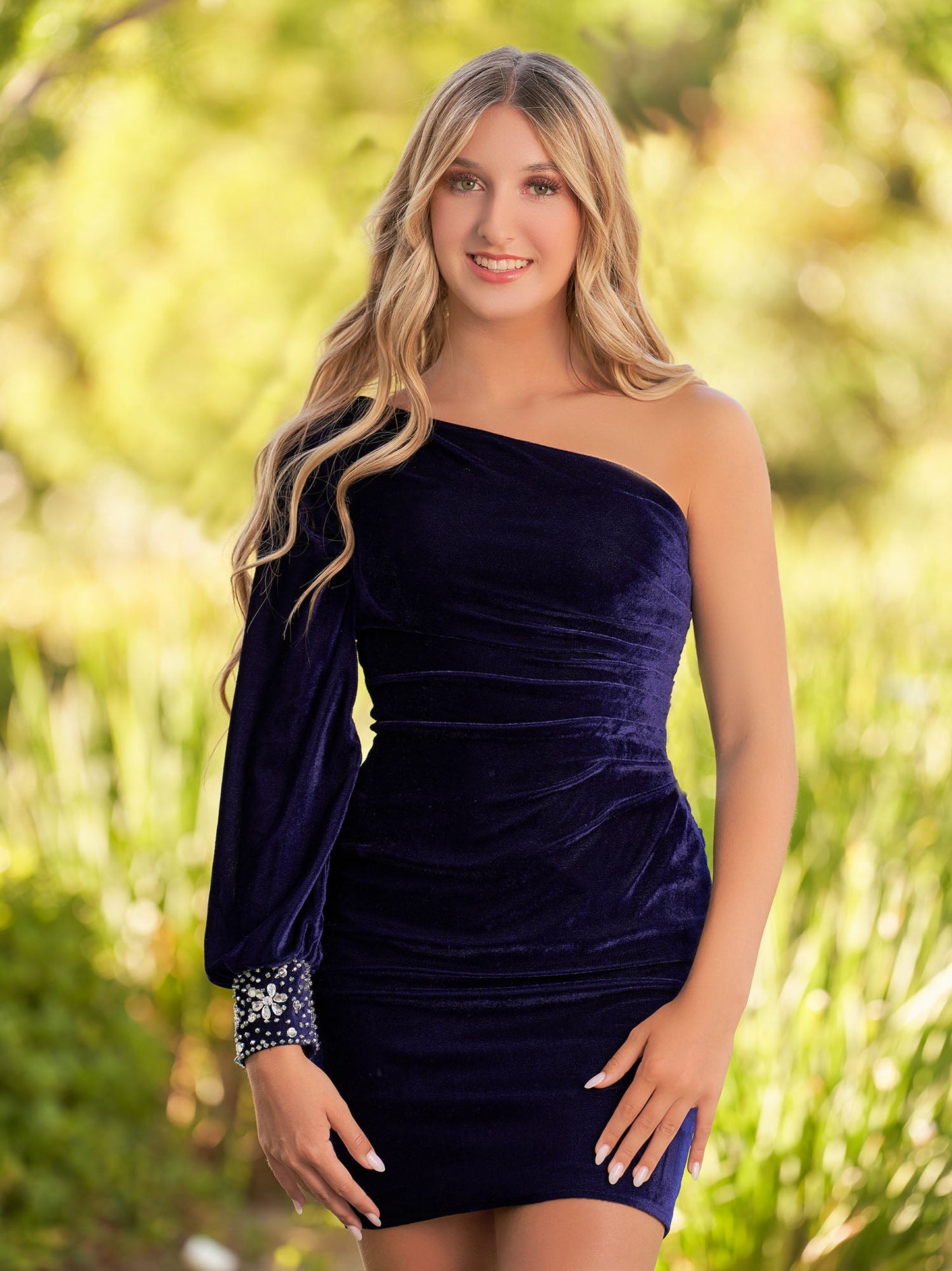 Opal | Navy Blue Sheath One-Shoulder Long Sleeve Homecoming Dress