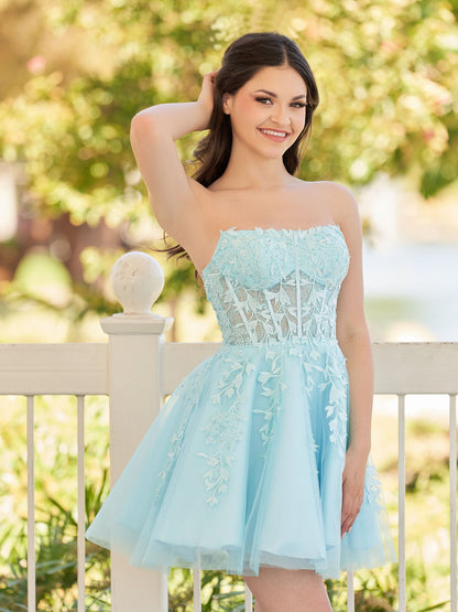 Petunia |A-Line Tulle Lace Homecoming Dress with Appliques