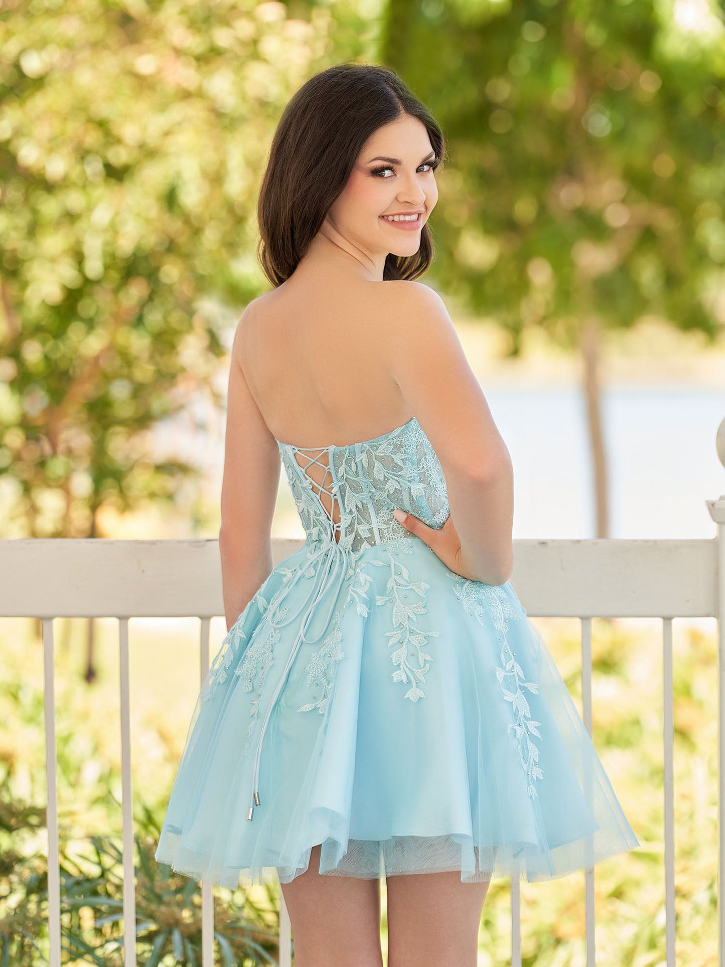 Petunia |A-Line Tulle Lace Homecoming Dress with Appliques