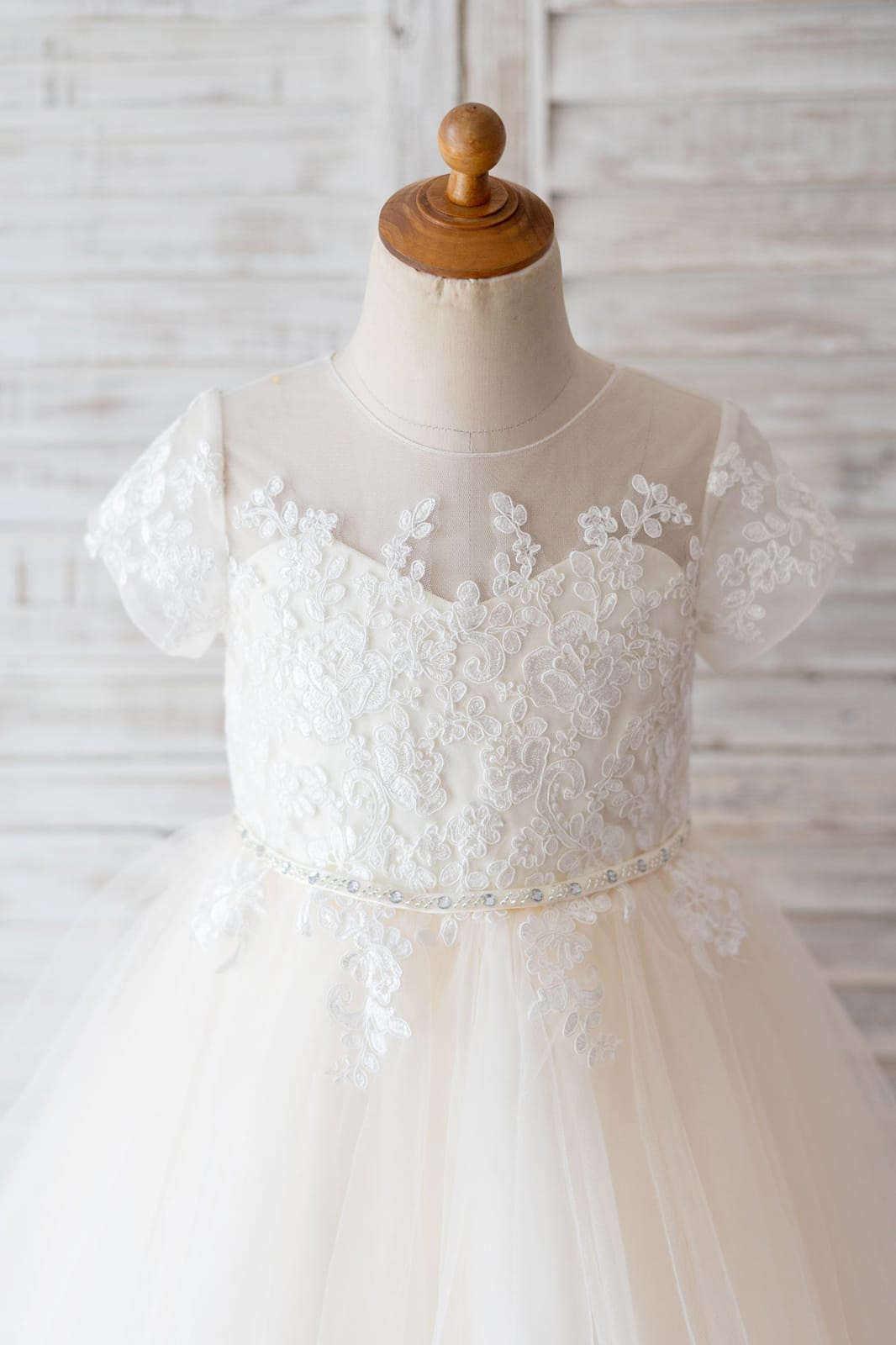 Short Sleeves Ivory Lace Champagne Tulle Wedding Flower Girl