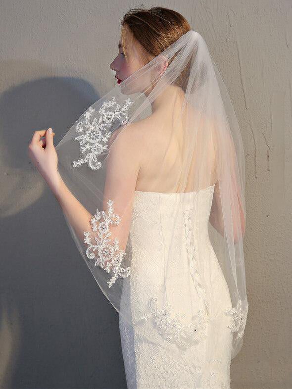 Roycebridal Simmple Short Wedding Veil Lace Mantilla Veils