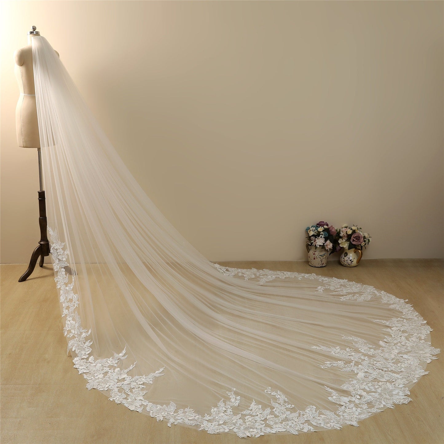 Roycebridal Vintage Lace Trim Transparent Wedding Veil Bridal Veil