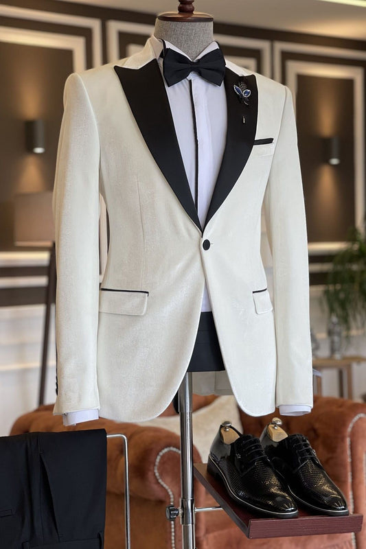 White 2 Pieces Peaked Lapel Prom Suits For Men-showprettydress