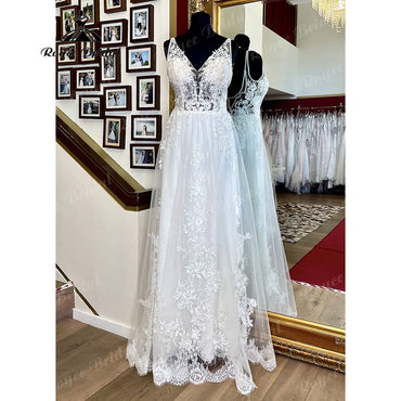 2025 Lace Appliques A Line Boho Wedding Dress with V Neck Open Back Bridal Gowns for Women Beach vestido invitada boda Vintage