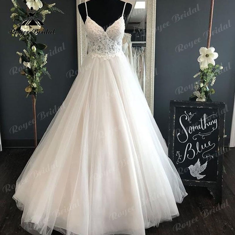 Spaghetti Straps Wedding Dress with Detachable Bow V Neck Lace Bodice 2022 Backless Bestidos de Novia Elegant Bridal Boho Bridal