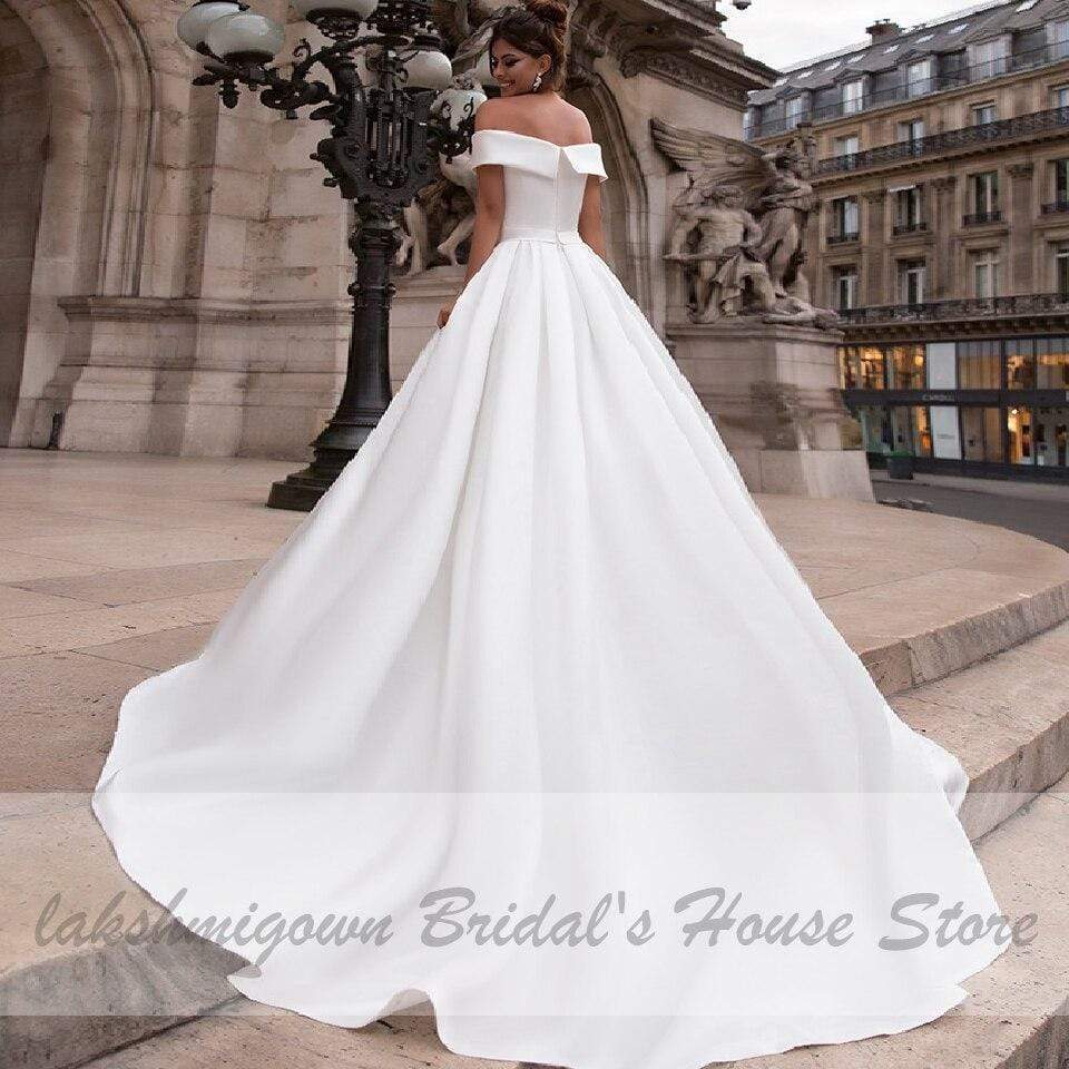 Boat Neck Satin Dress Women Wedding Gowns with Pockets - ROYCEBRIDAL OFFICIAL STORE