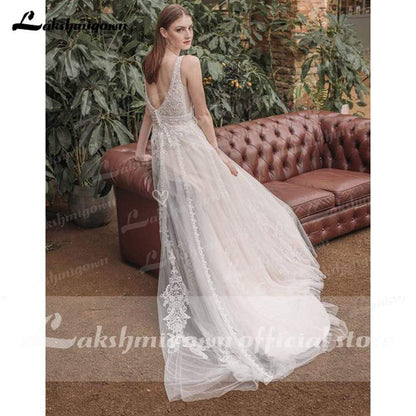 Deep V Neck Sleeveless Backless Lace Tulle Wedding Dresses - ROYCEBRIDAL OFFICIAL STORE