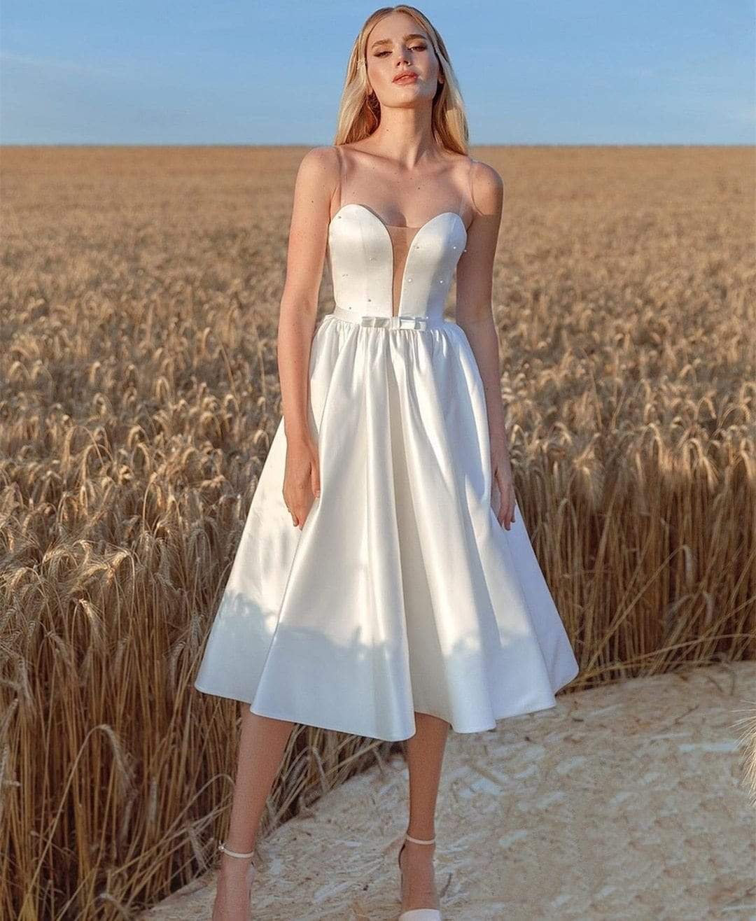 Elegant Short Wedding Dress A-Line Knee Length Sleeveless - ROYCEBRIDAL OFFICIAL STORE