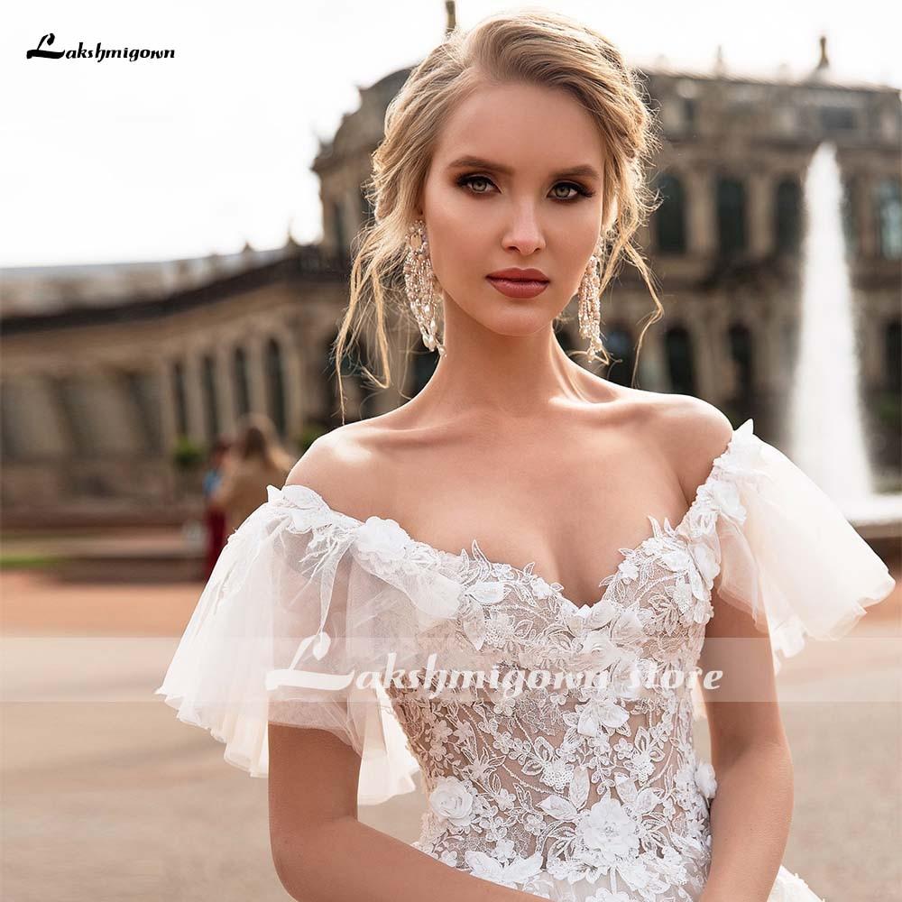 Long Sleeves Lace Deep V Neck Beach Wedding Dresses - ROYCEBRIDAL OFFICIAL STORE