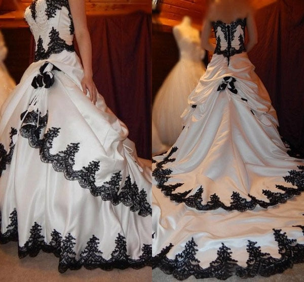 Black and White Wedding Dresses 2021 Gothic Lace Applique Tiered Bridal Dress Long Train Lace Up Satin Halloween Bridal 1920's - ROYCEBRIDAL OFFICIAL STORE