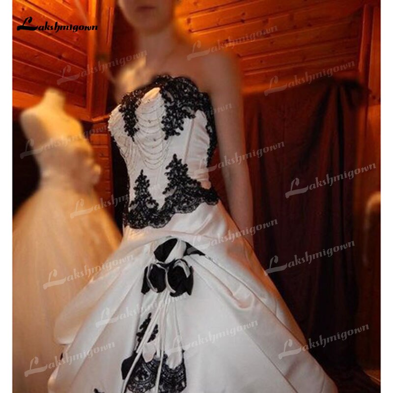 Black and White Wedding Dresses 2021 Gothic Lace Applique Tiered Bridal Dress Long Train Lace Up Satin Halloween Bridal 1920's - ROYCEBRIDAL OFFICIAL STORE