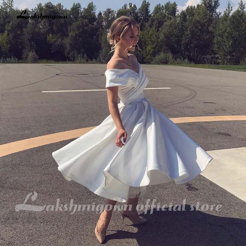 Little White Short A-line Beach Wedding Dresses vestidos de noiva Pleat white Tea-Length Wedding Gowns Hochzeit - ROYCEBRIDAL OFFICIAL STORE