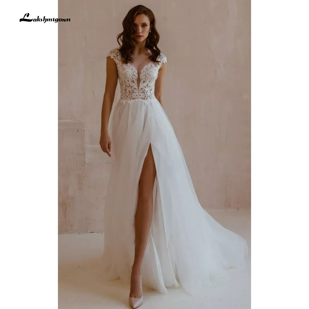 Sexy Short Sleeve A Line Lace Tulle V-Neck Wedding Dress With Split Front boho chic lace Ivory White Bridal Gown abito da sposa - ROYCEBRIDAL OFFICIAL STORE