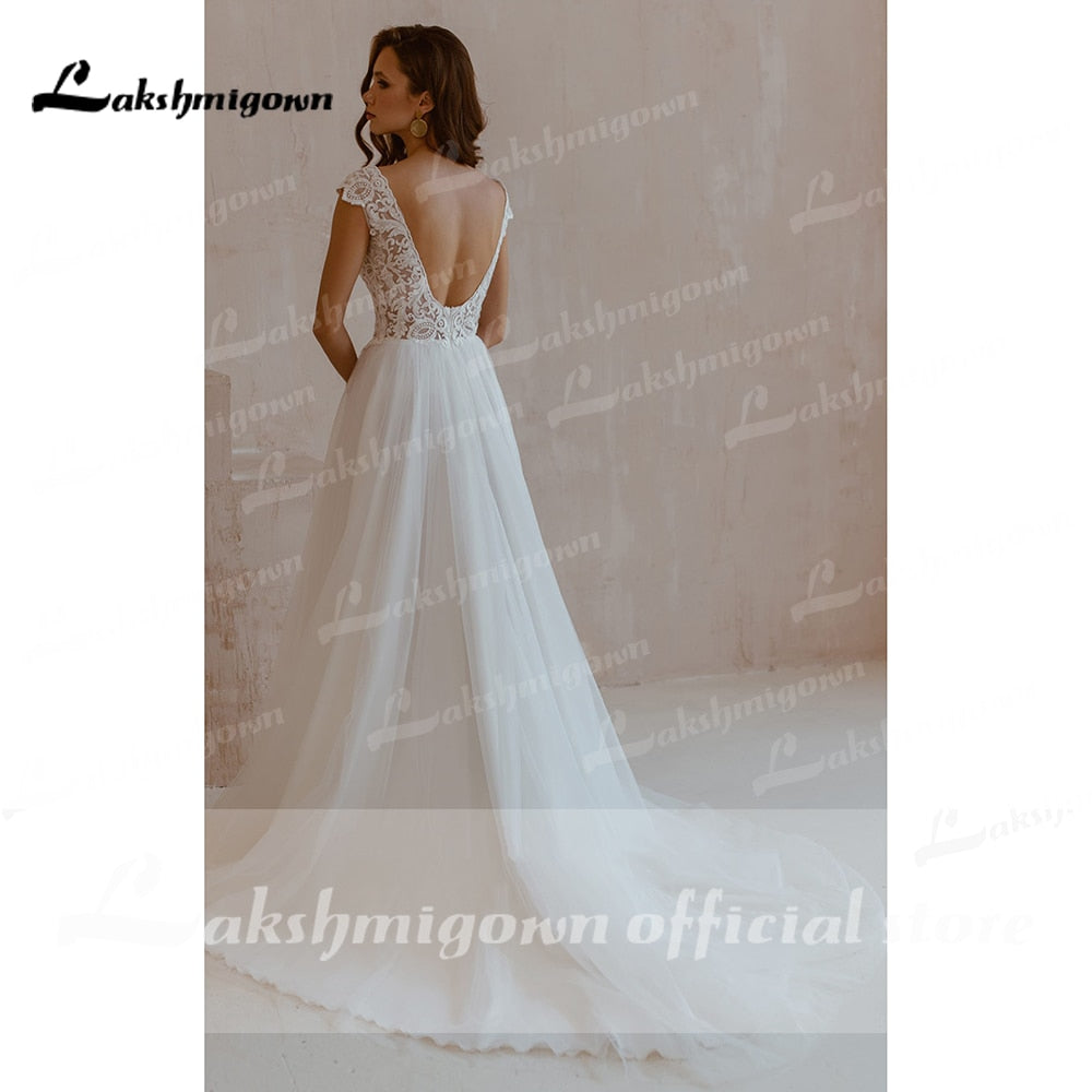 Sexy Short Sleeve A Line Lace Tulle V-Neck Wedding Dress With Split Front boho chic lace Ivory White Bridal Gown abito da sposa - ROYCEBRIDAL OFFICIAL STORE