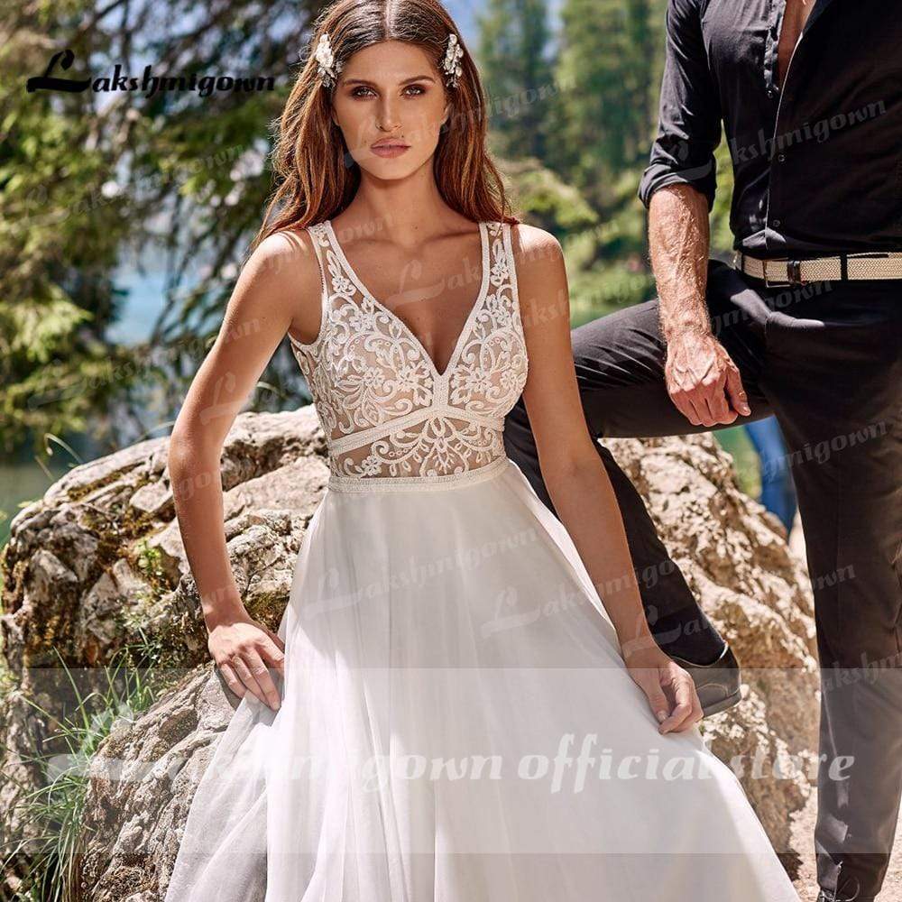 Romantic Lace Boho beach Wedding Dress - ROYCEBRIDAL OFFICIAL STORE